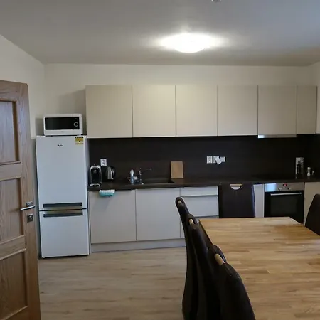 Matyas Apartment *