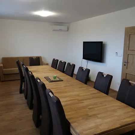 Matyas Apartment *