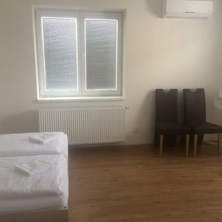 Matyas Apartment *